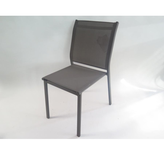 CHAISE EMPILABLE TAUPE︱Lory