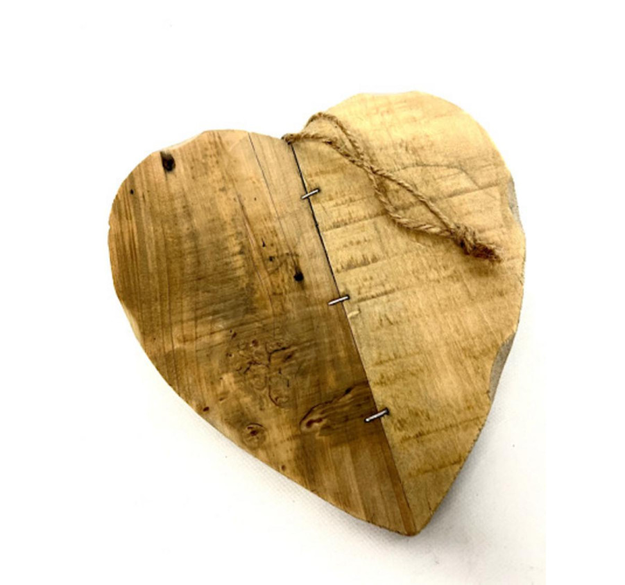 COEUR EN BOIS A SUSPENDRE AVEC