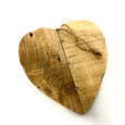 COEUR EN BOIS A SUSPENDRE AVEC