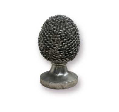 POMME DE PIN SUR PIED EN︱Lory