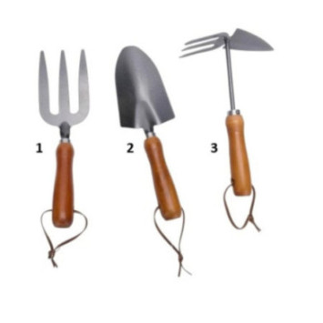 OUTIL DE JARDIN EN BOIS