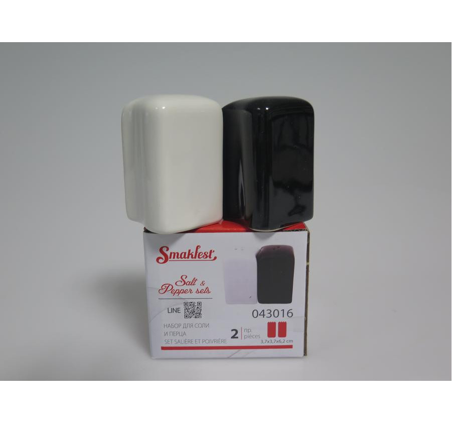 SET SALIERE ET POIVRIERE