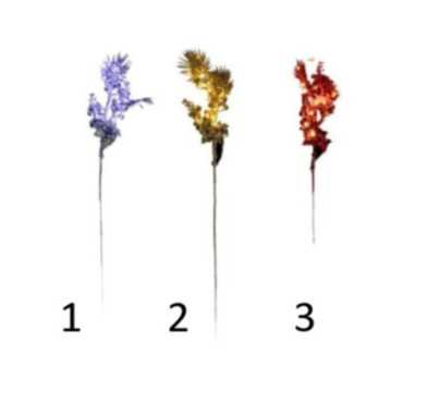 TIGE DE HOUX AVEC FEUILLAGE