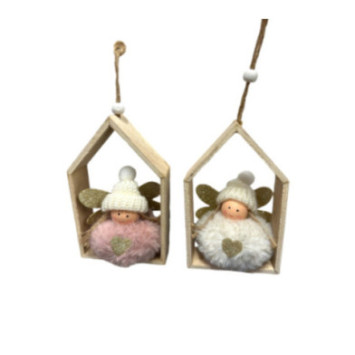 MAISON EN BOIS AVEC ANGE A