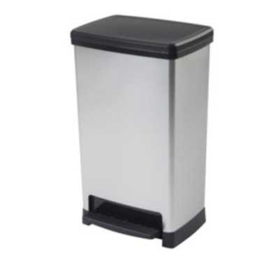 POUBELLE EN PLASTIQUE ARGENTE