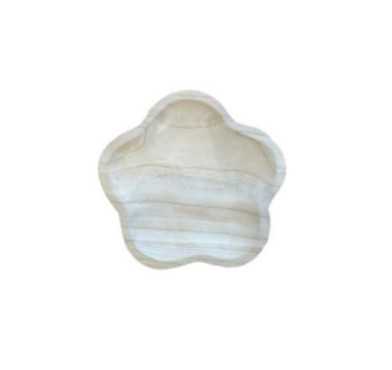 PLAT EN FORME DE FLEUR EN