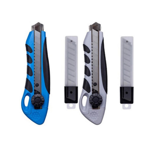 CUTTER AVEC 3 LAMES DE