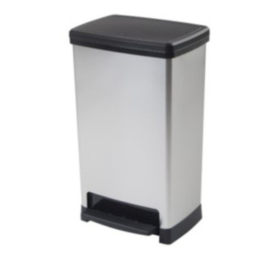 POUBELLE EN PLASTIQUE ARGENTE