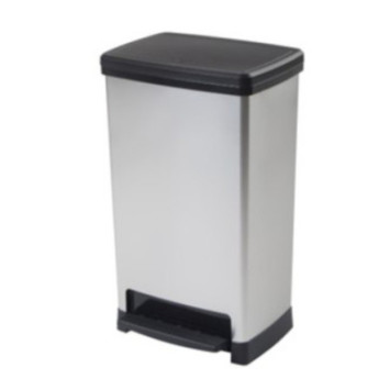 POUBELLE EN PLASTIQUE ARGENTE