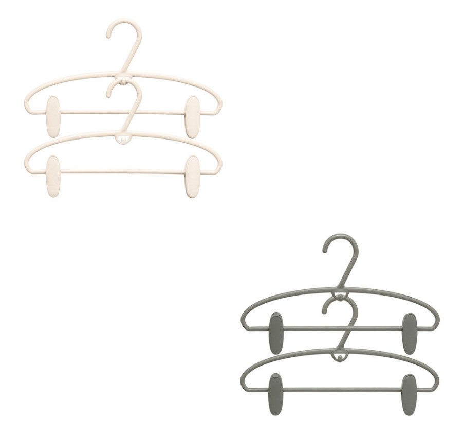 SET DE 4 CINTRES EN PLASTIQUE