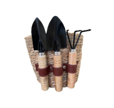 PANIER AVEC OUTILS DE JARDIN